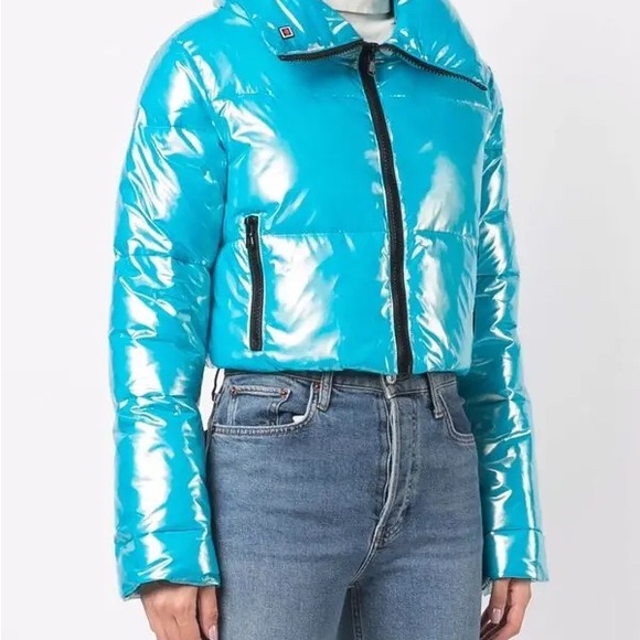 Canadian Club glossy-effect cropped High Neck puffer jacket Size Small - Picture 13 of 16